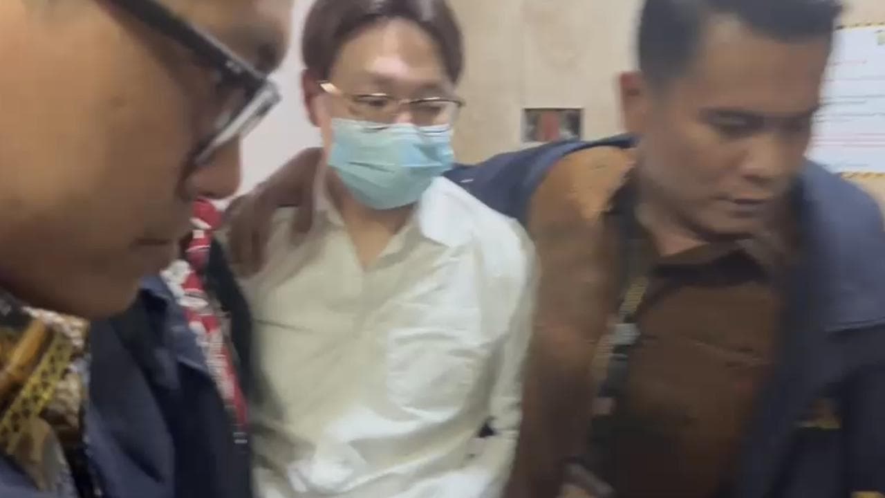Richard Lee Resmi Ditahan Usai 4 Jam Jalani Pemeriksaan