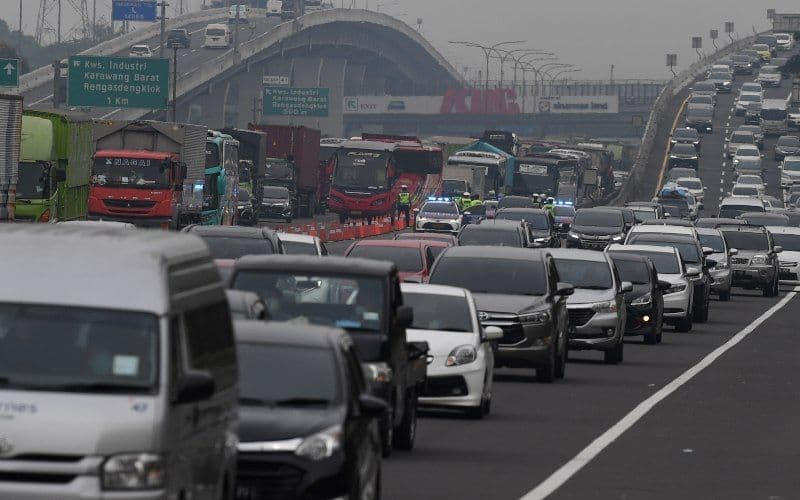 Jasa Marga Catat Volume Kendaraan Tertinggi Sepanjang Sejarah Mudik