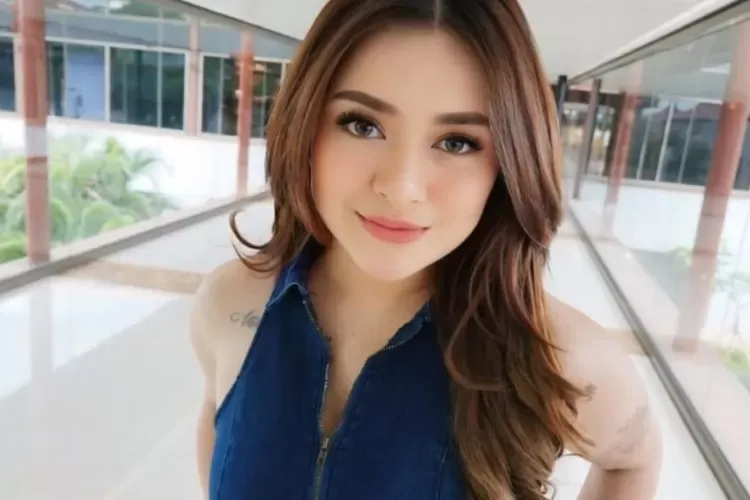 Nathalie Holscher Jadi Sorotan Warga Sidrap, Tapi Bukan karena Apa-Apa, Lho!