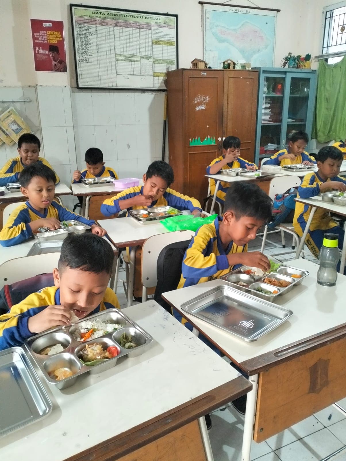 Cegah Makanan Terbuang, SDN Morokrembangan 1 dan SPPG Sepakat Hentikan Sementara Program MBG Selama Libur Sekolah