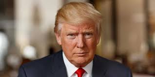 Trump Sesumbar Iran Memohon-mohon saat Kapal Induk AS Masuk Timteng