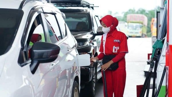 Harga Lengkap BBM Pertamina 1 Februari, Pertamax Turun Jadi Rp11.800