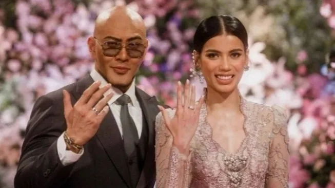 3 Tahun Pernikahan, Deddy Corbuzier dan Sabrina Chairunnisa Memutuskan Hubungan